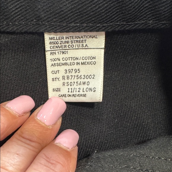 Rocky Mountain Black Jeans - Picture 3 of 4